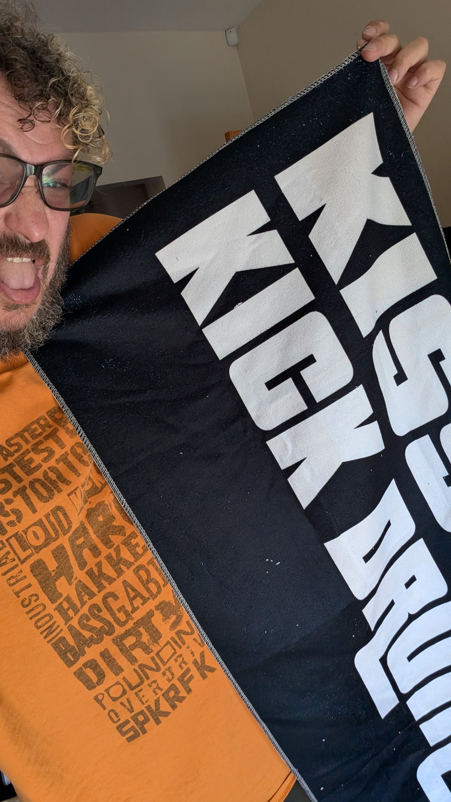 Kiss My Kickdrums Amen4tekno Gig Towel